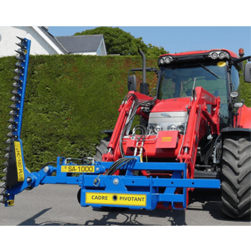 Taille haie sur tracteur